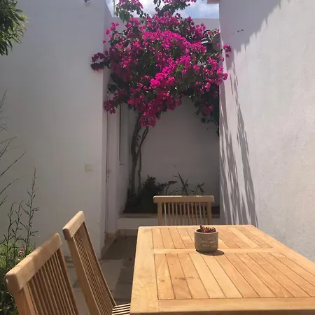 Con Bano Y Jardin Privado En Casa Tipica Centro Kwatera prywatna Ciutadella (Menorca)