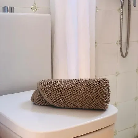 Casa de Férias Habitación Con Baño Y Jardín Privado En Casa Típica Centro