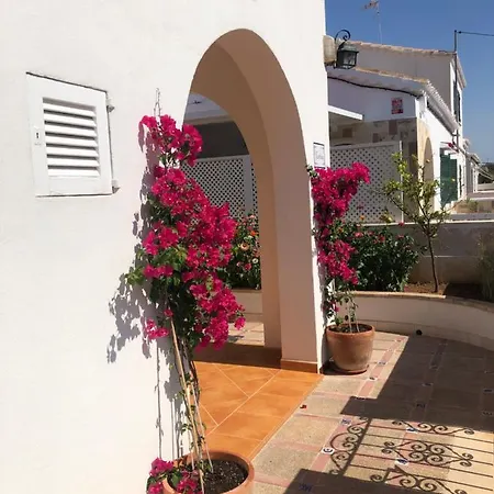 Privat bolig Con Bano Y Jardin Privado En Casa Tipica Centro Ciutadella (Menorca)